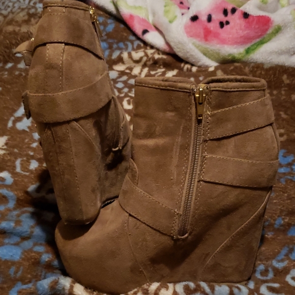 Platform camel suede ankle boots - Picture 2 of 4